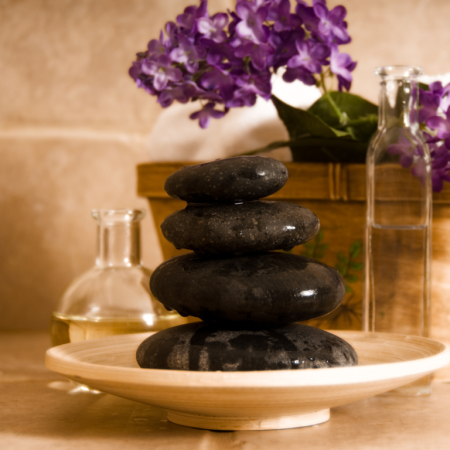 Hot-Stone-Massage-768x768